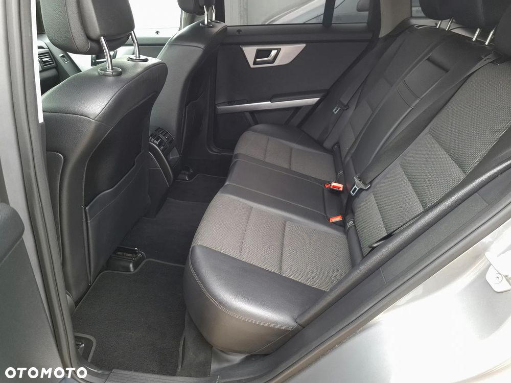 Mercedes-Benz GLK 220 CDI DPF 4Matic BlueEFFICIENCY 7G-TRONIC - 15