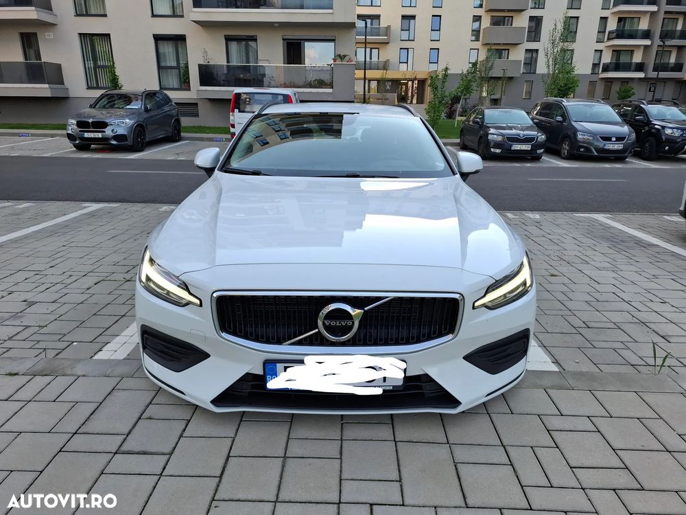 Volvo V60 B4 MHEV AT8 FWD Momentum Pro - 10