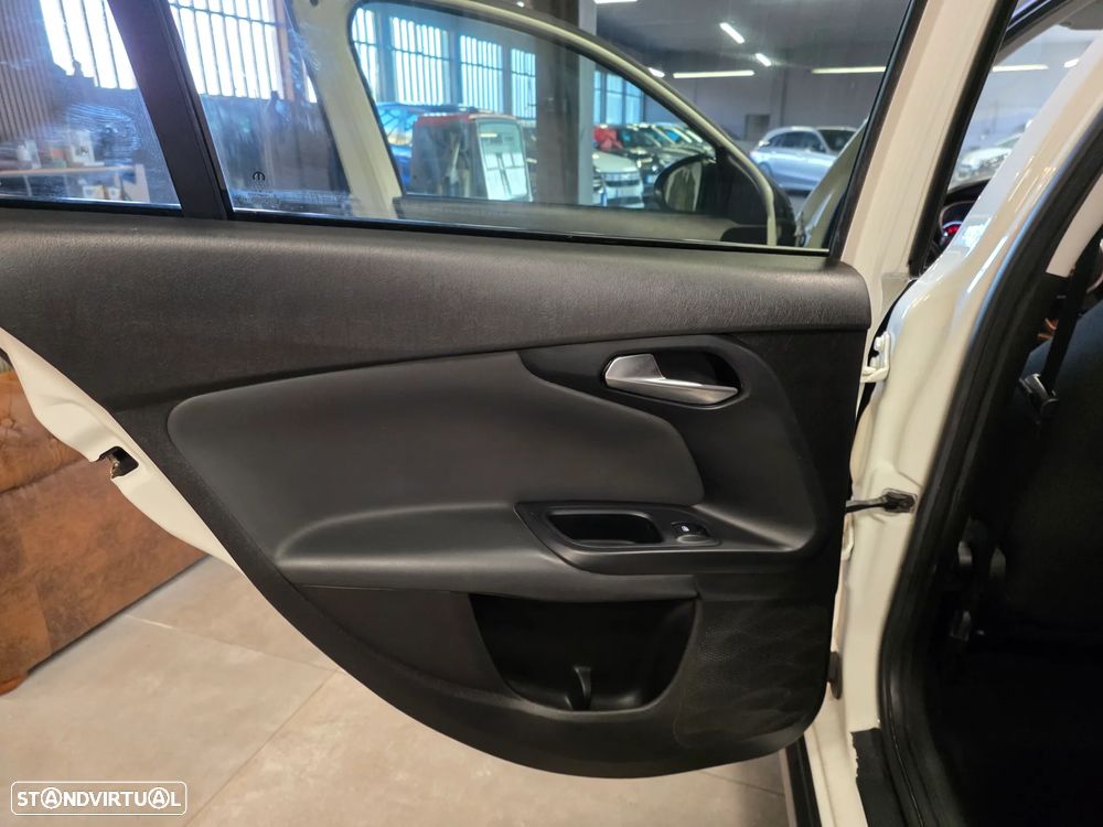 Fiat Tipo Cross 1.3 Multijet - 9