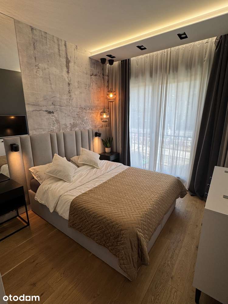 3-pokojowe mieszkanie 72 m² | Centrum Wrocławia | Balkon | Winda