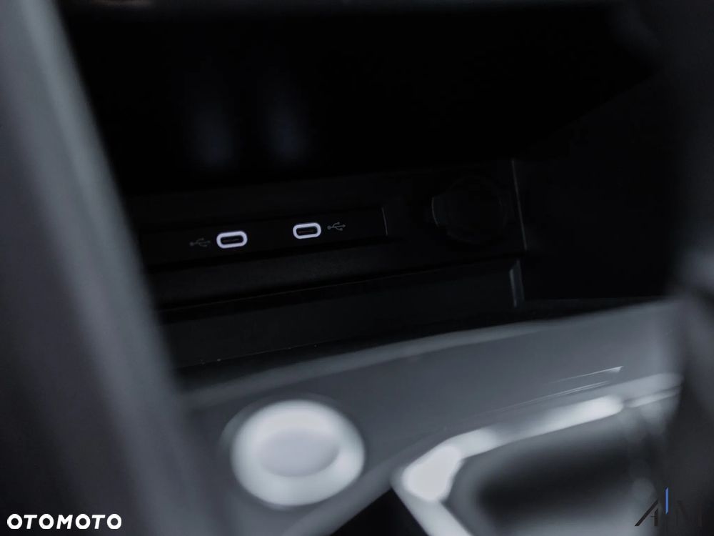 Volkswagen Tiguan Allspace 2.0 TDI 4Mot R-Line DSG 7os - 30