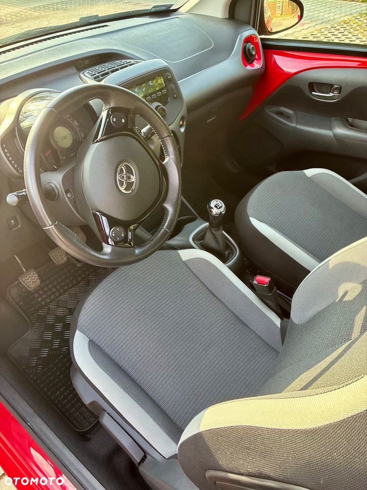 Toyota Aygo 1.0 VVT-i Color Edition - 13