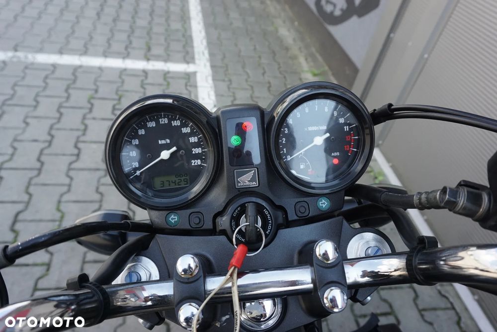 Honda CBF - 7