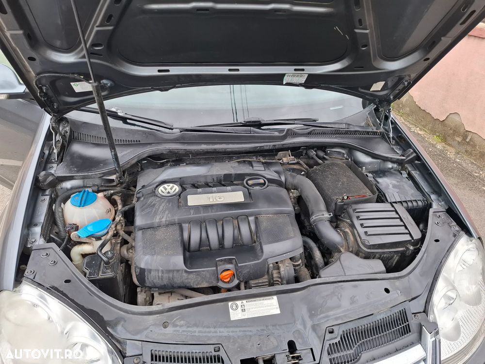 Volkswagen Jetta 1.6 Comfortline - 4