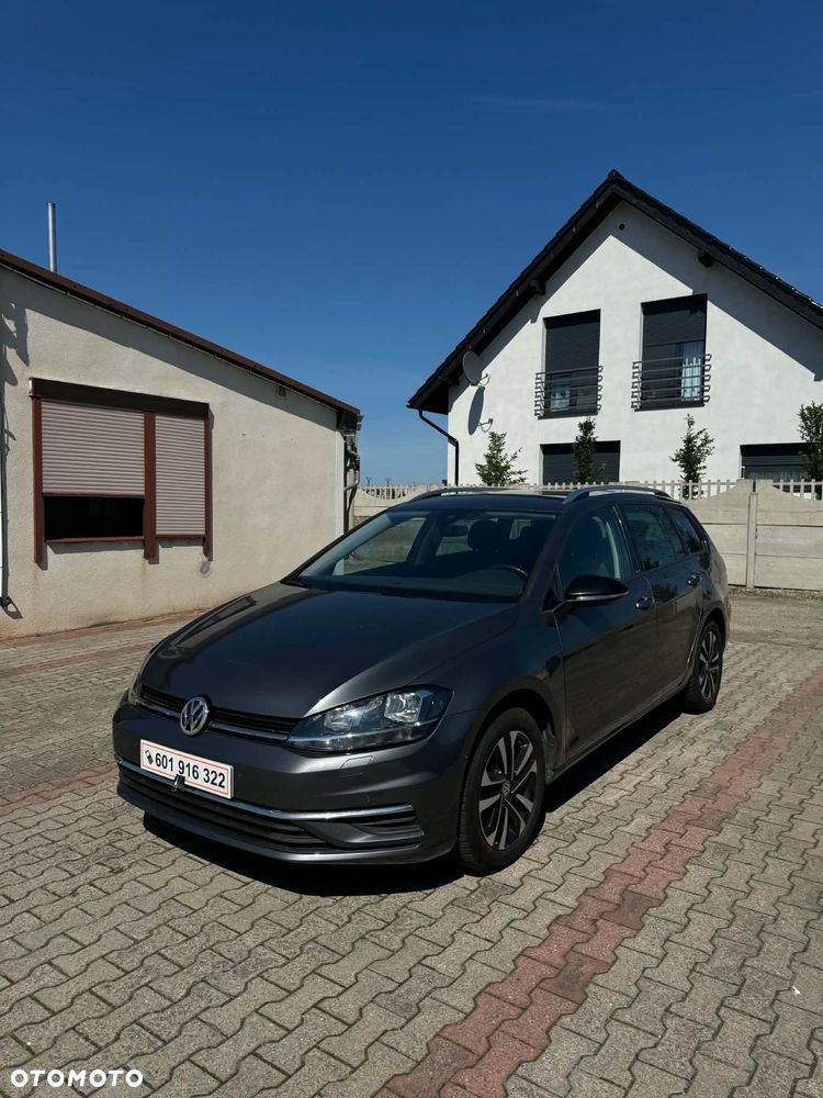 Volkswagen Golf - 3