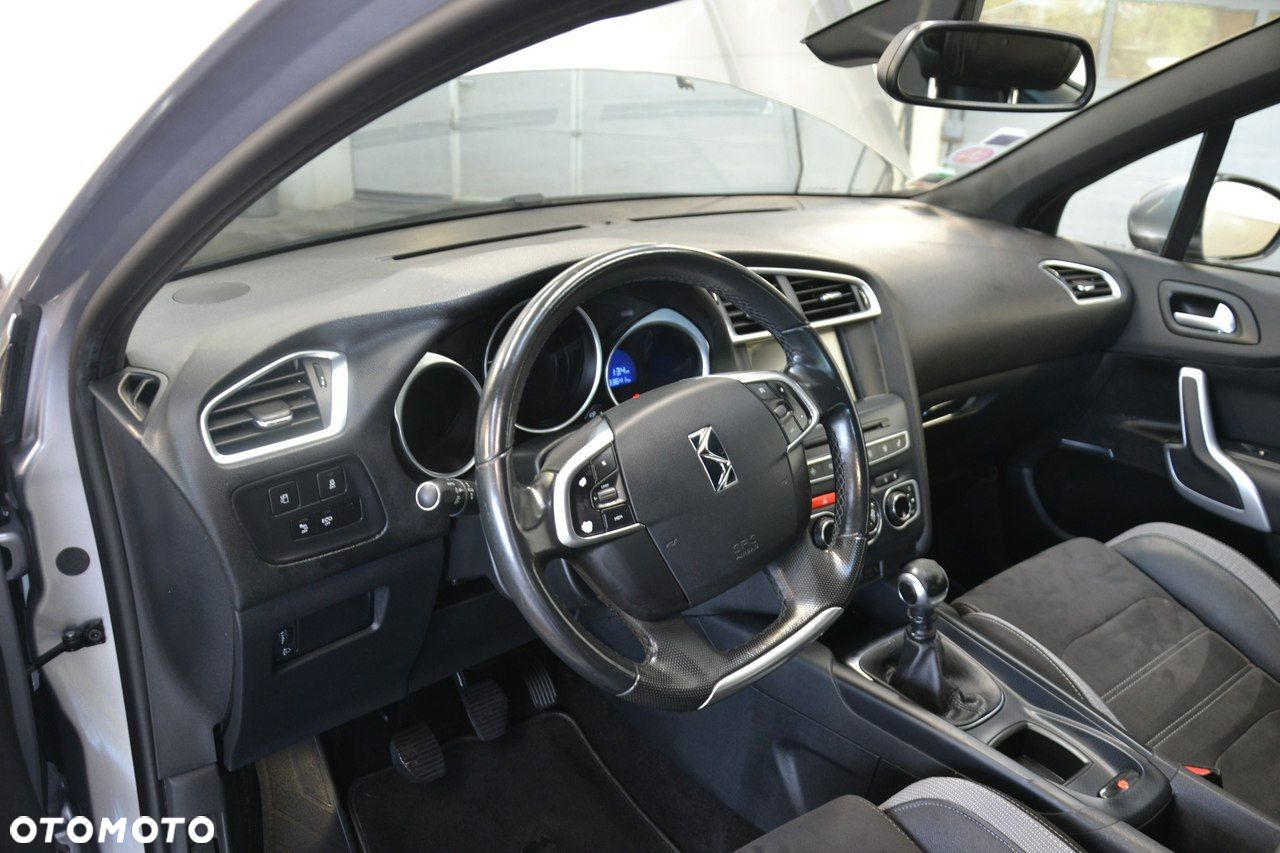 DS Automobiles DS 4 - 15