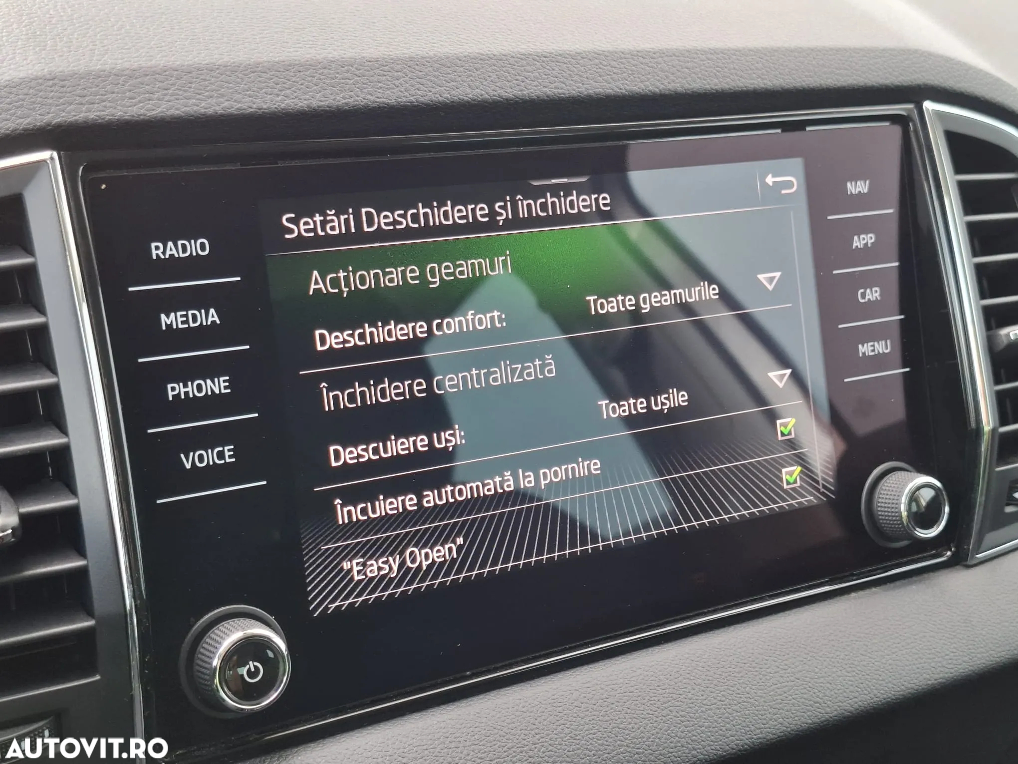 Skoda Karoq 2.0 TDI 4X4 DSG Style - 32