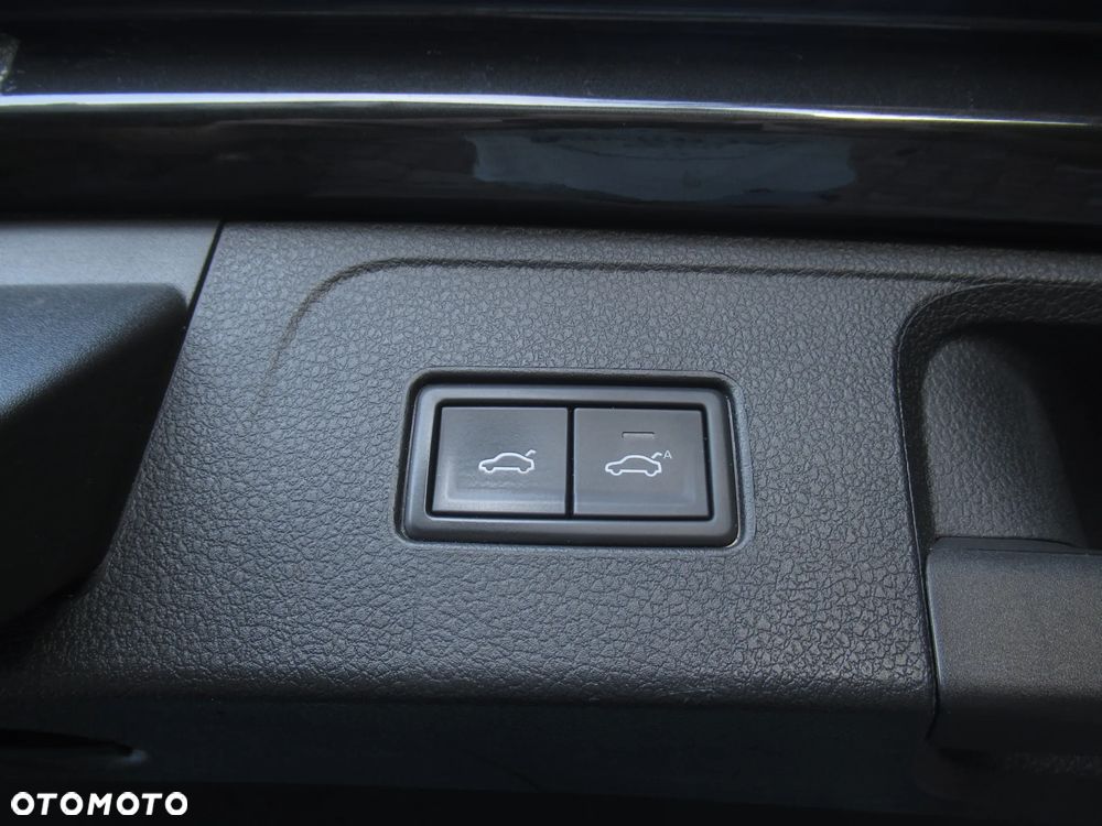 Volkswagen Passat 2.0 TDI EVO Business DSG - 37