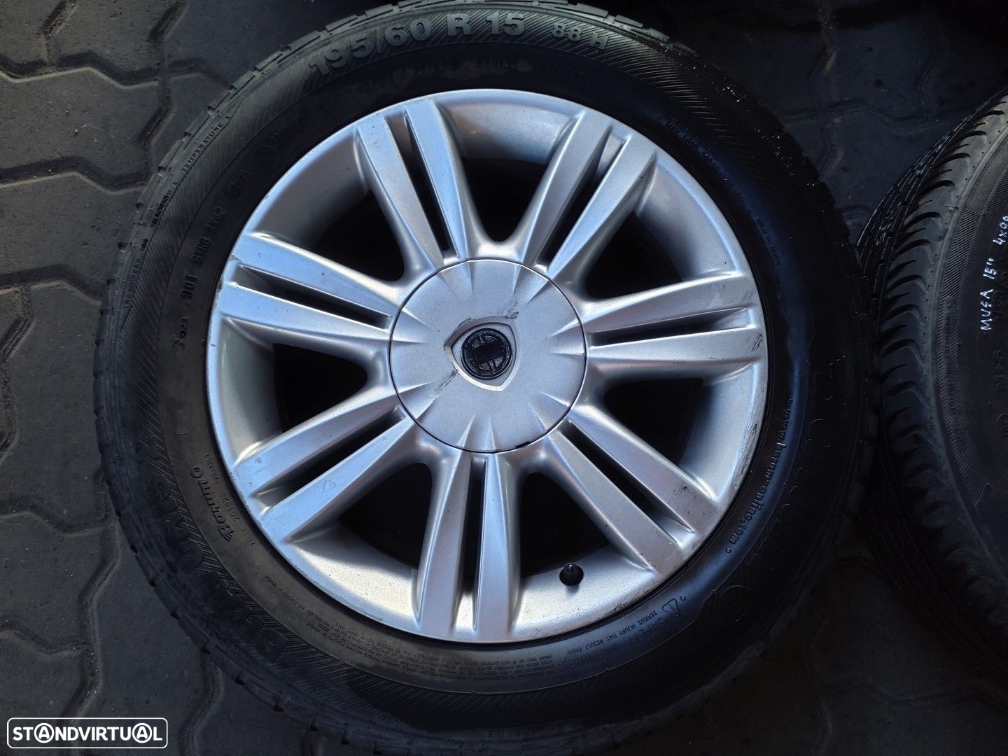 Jantes LANCIA R15 com pneus 195/60 furação 4x98 - 3