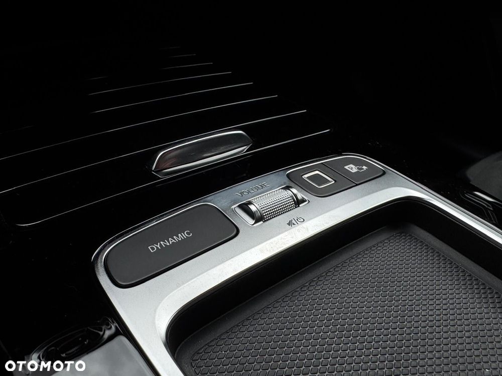 Mercedes-Benz Klasa A 200 AMG Line 7G-DCT - 22