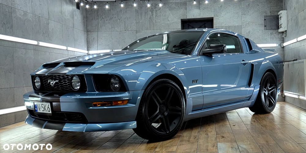 Ford Mustang - 7