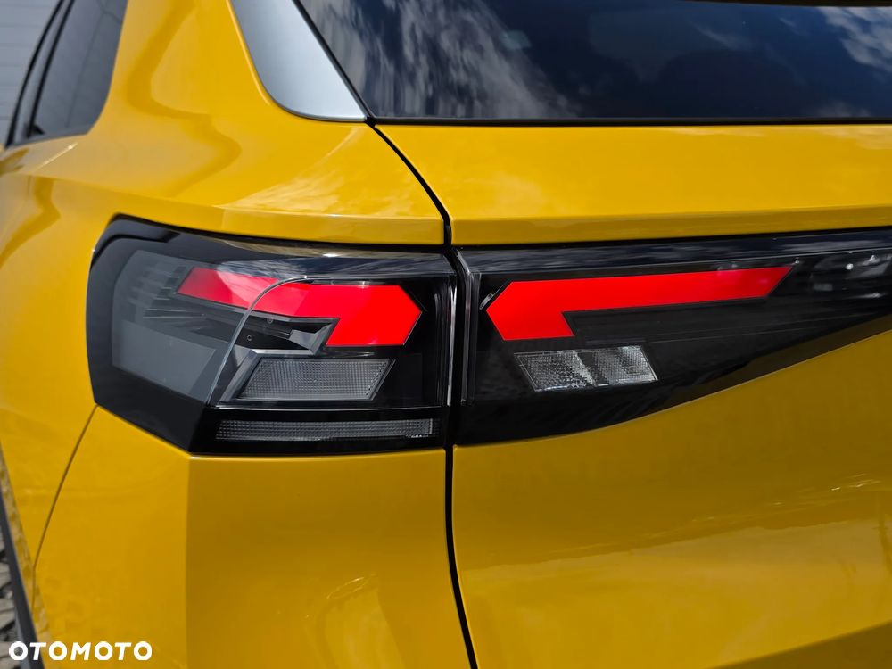 Volkswagen T-Roc 1.5 eTSI Life DSG - 13