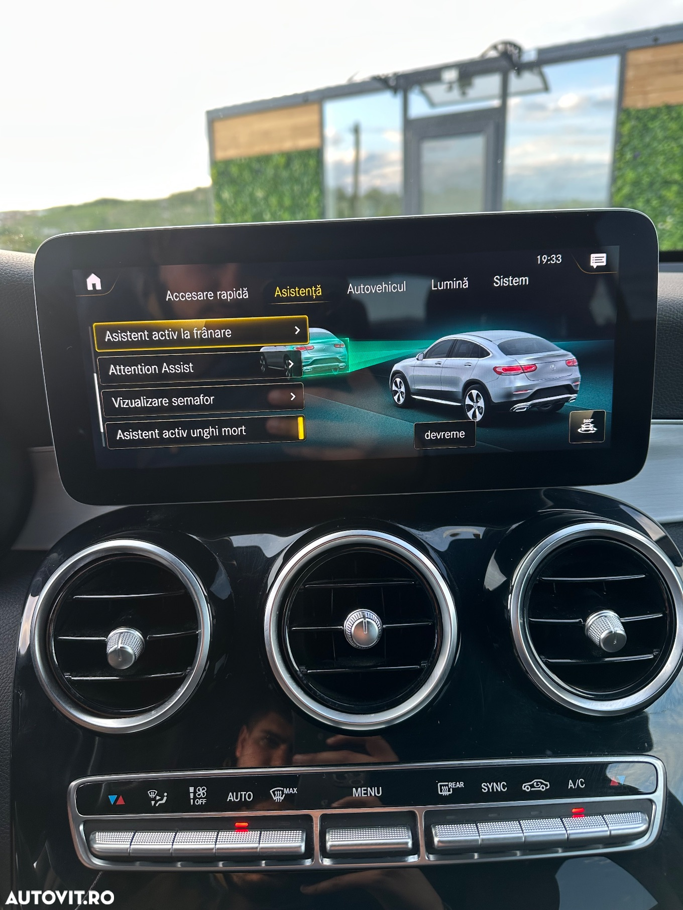 Mercedes-Benz GLC Coupe 200 d 4Matic 9G-TRONIC AMG Line Plus - 22