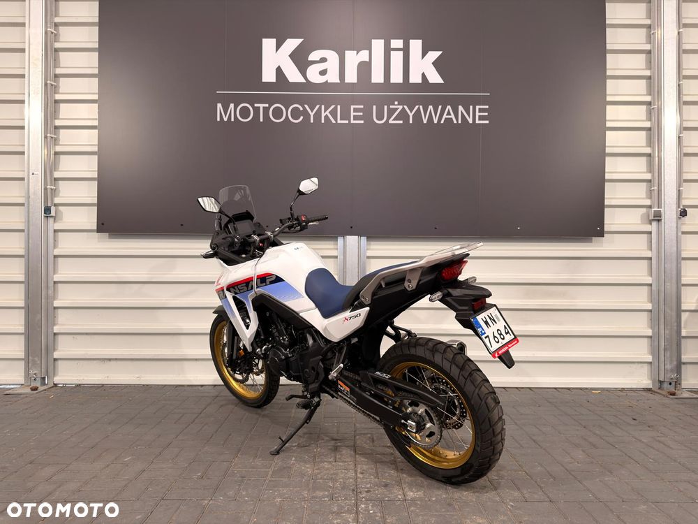 Honda XL - 4