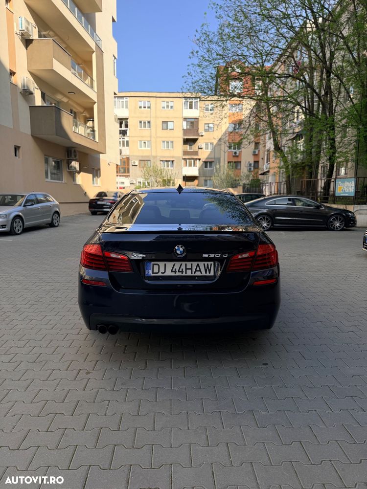 BMW Seria 5 530d xDrive - 2