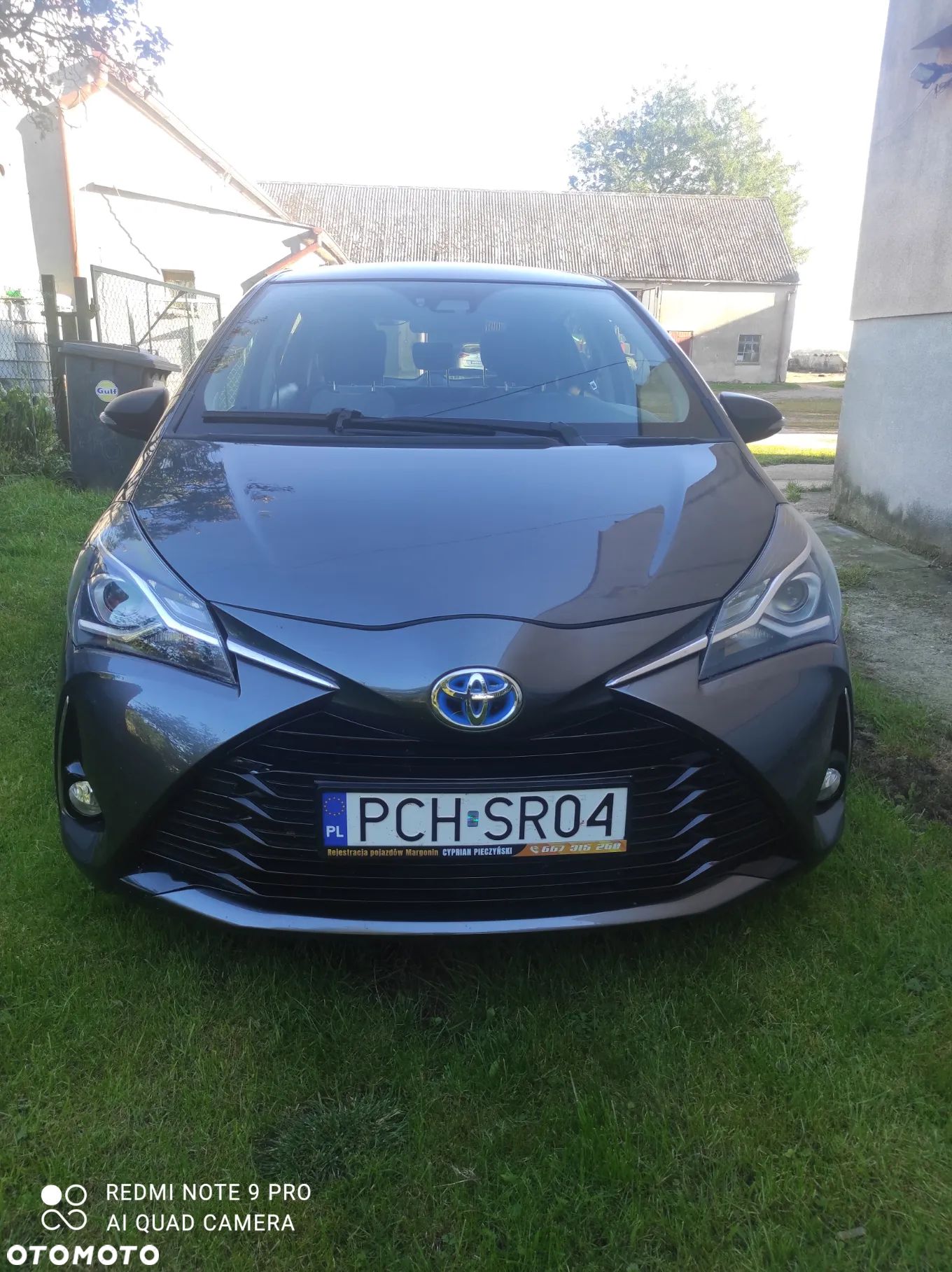 Toyota Yaris Hybrid 1.5 VVT-i - 1