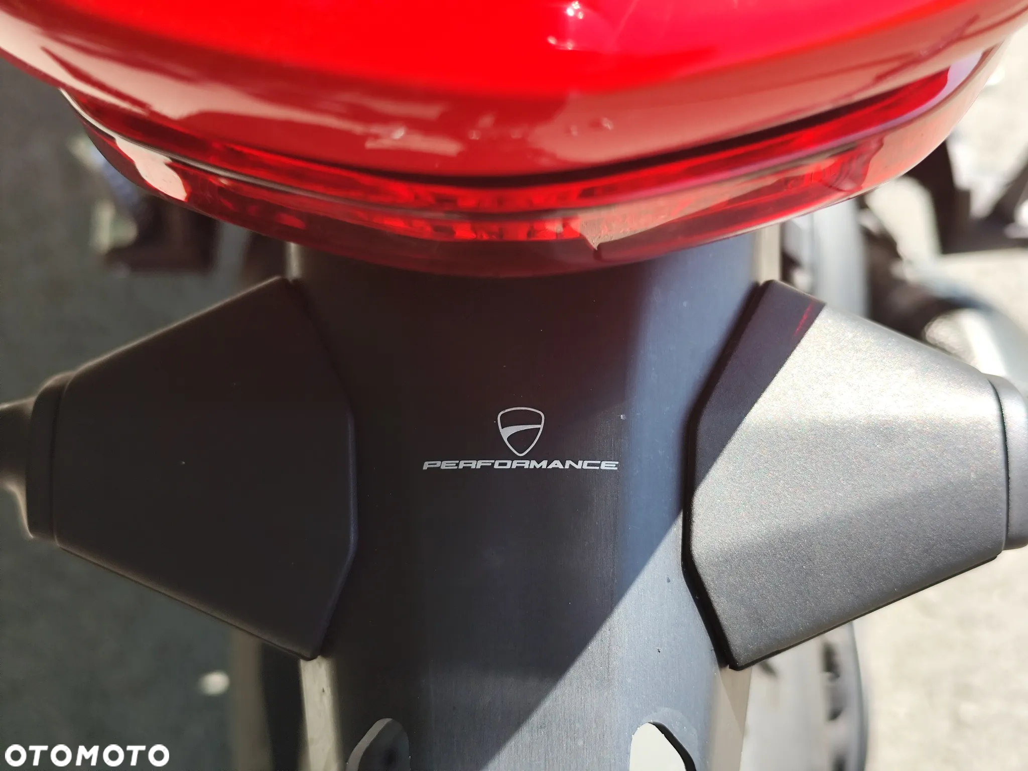 Ducati Monster - 13