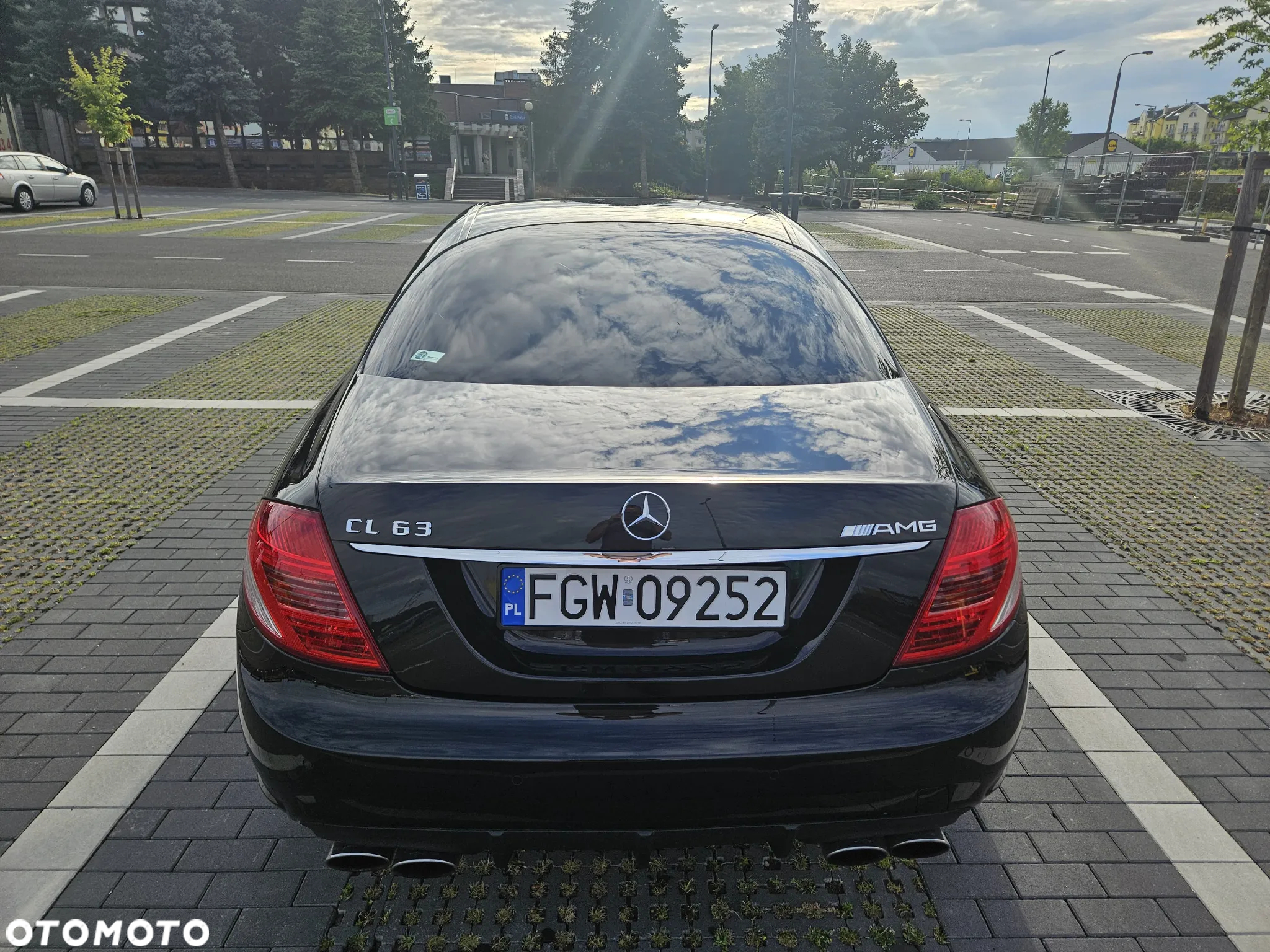 Mercedes-Benz CL 63 AMG 7G-TRONIC - 11