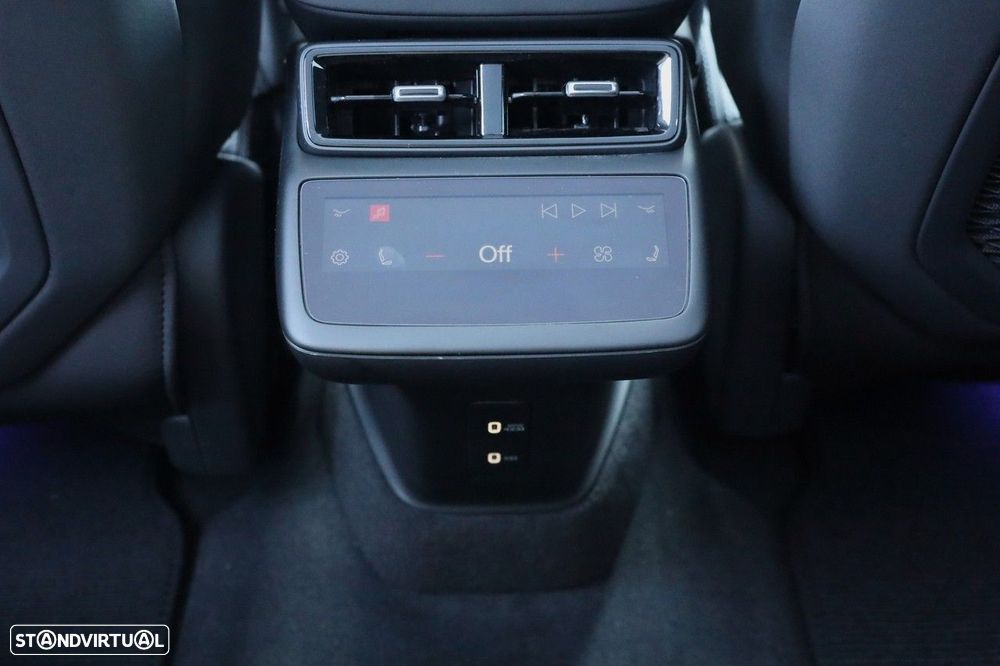 Polestar 4 Long Range 100 kWh Dual Motor Performance Plus - 22