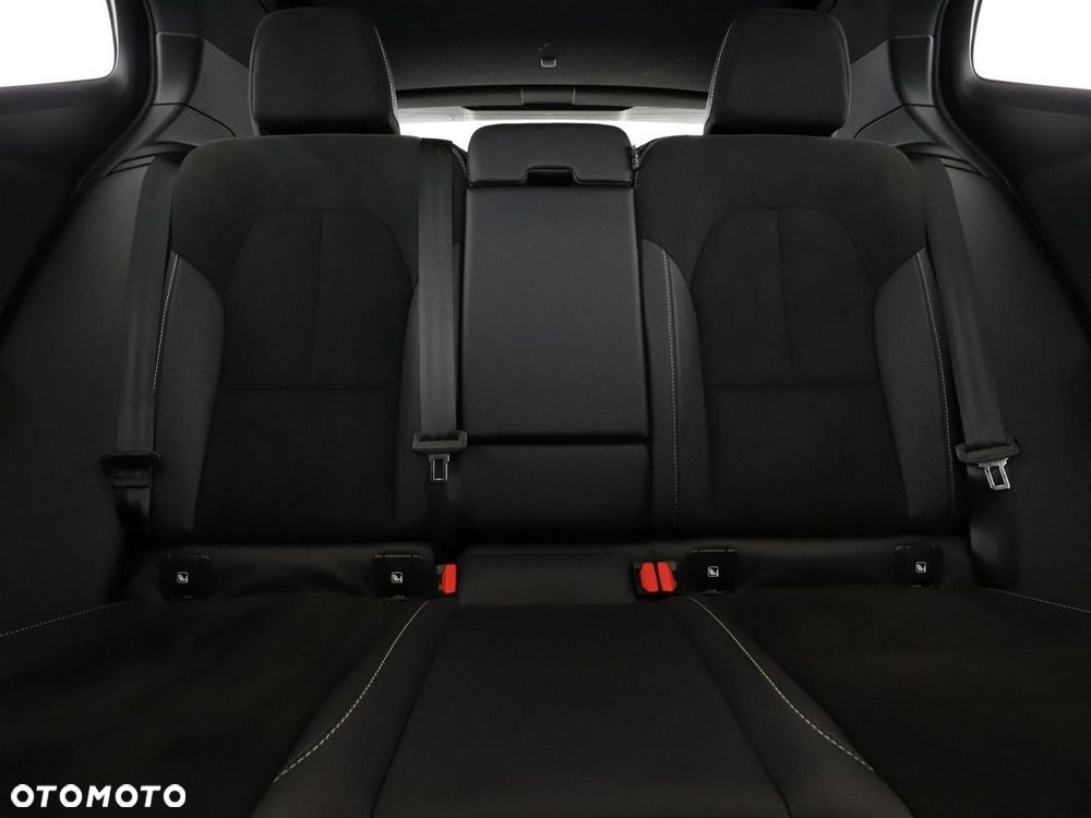 Volvo XC 40 T5 AWD R-Design - 19