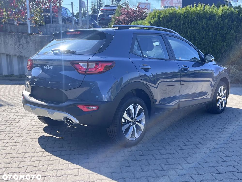 Kia Stonic 1.2 L - 7