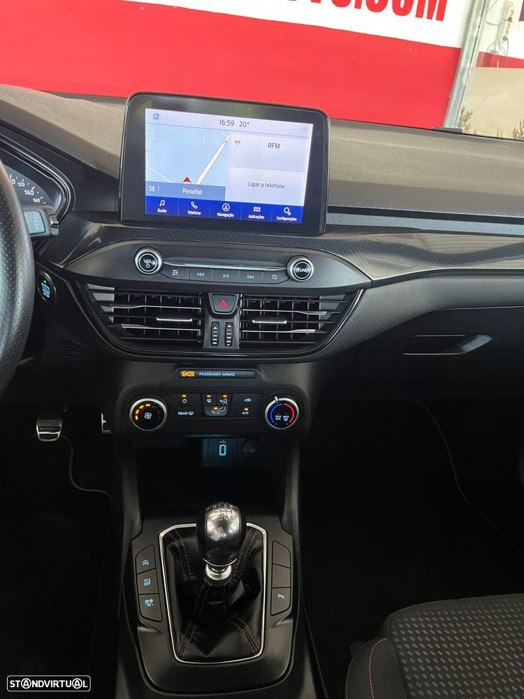 Ford Focus 1.5 TDCi ECOBlue ST-Line - 10