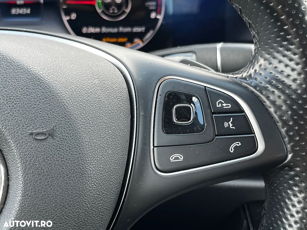 Mercedes-Benz E 200 7G-TRONIC - 17