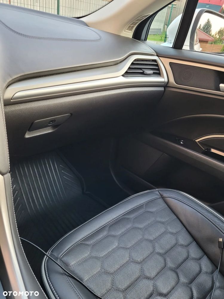 Ford Mondeo Vignale 2.0 TDCi 4WD PowerShift - 26