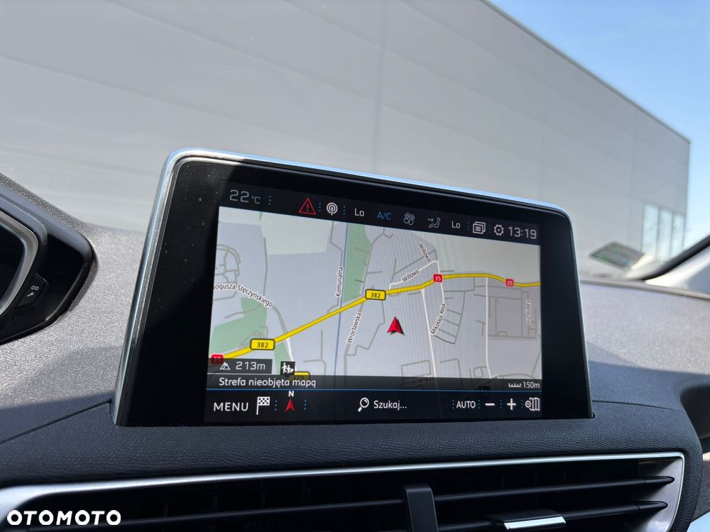 Peugeot 3008 1.5 BlueHDi Road Trip S&S EAT8 - 36