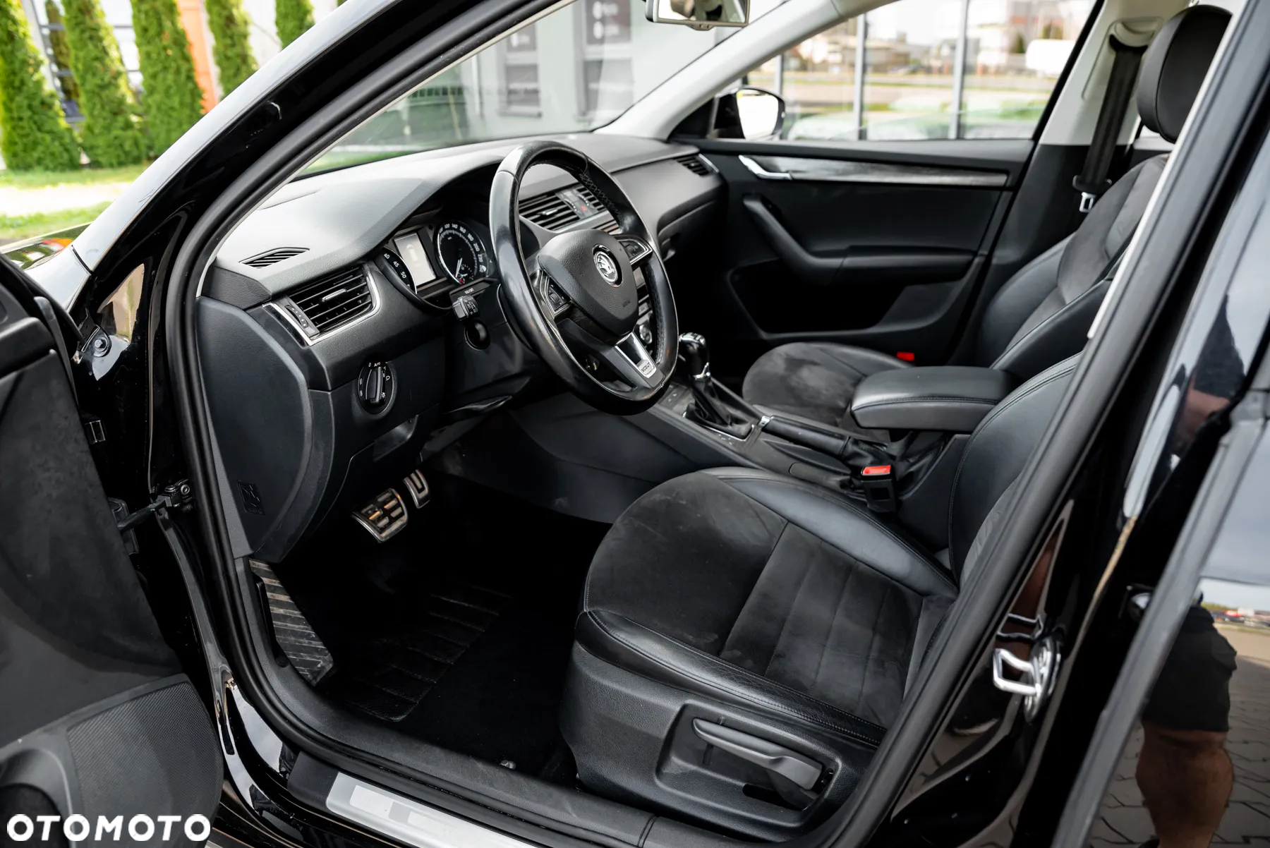 Skoda Octavia Combi 2.0 TDI 4x4 DSG Scout - 16