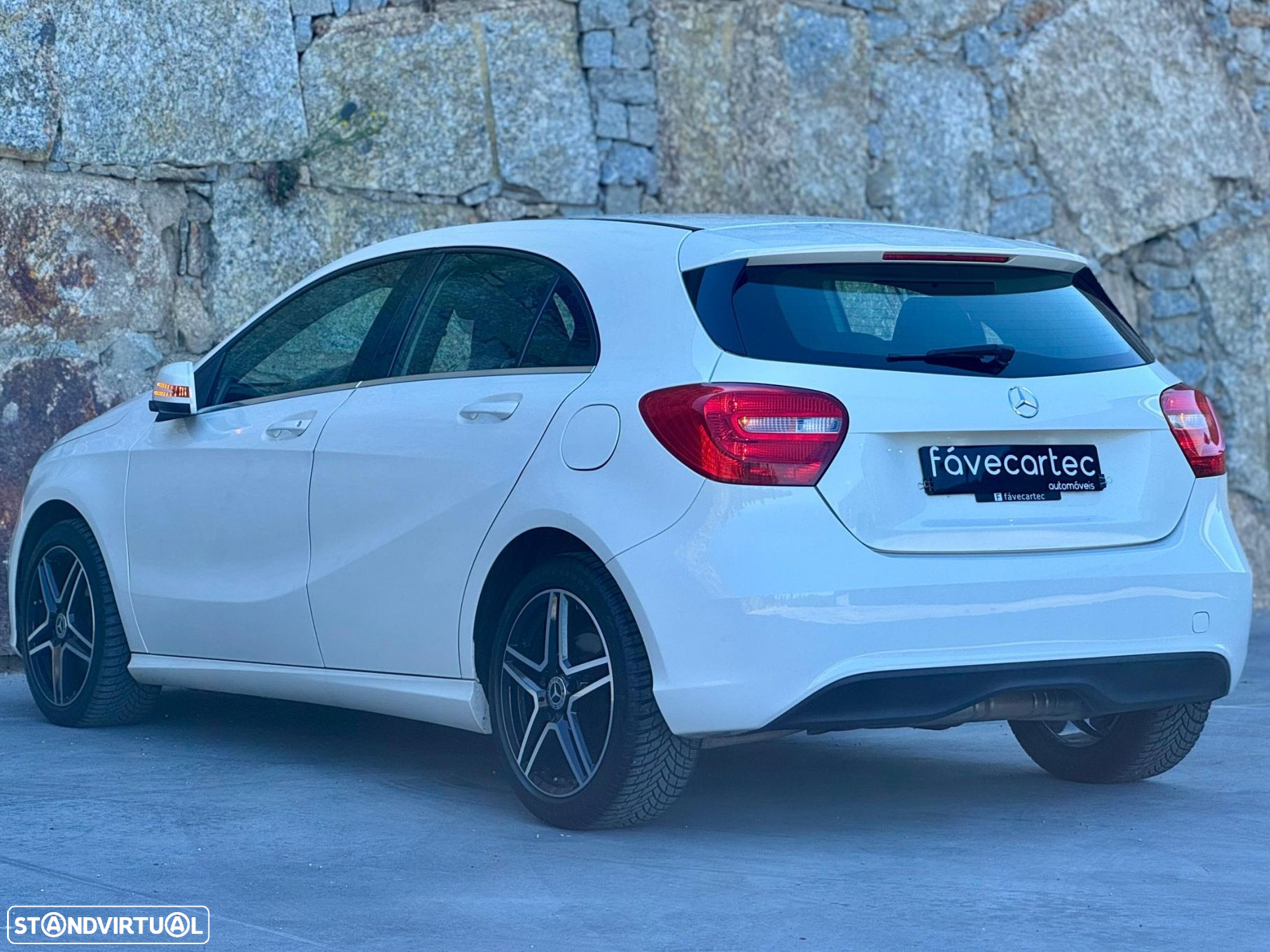 Mercedes-Benz A 180 - 21