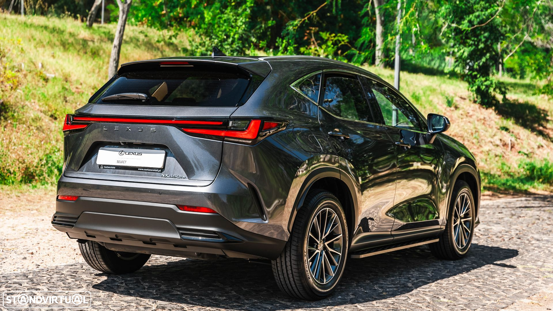 Lexus NX 450h+ Executive - 5