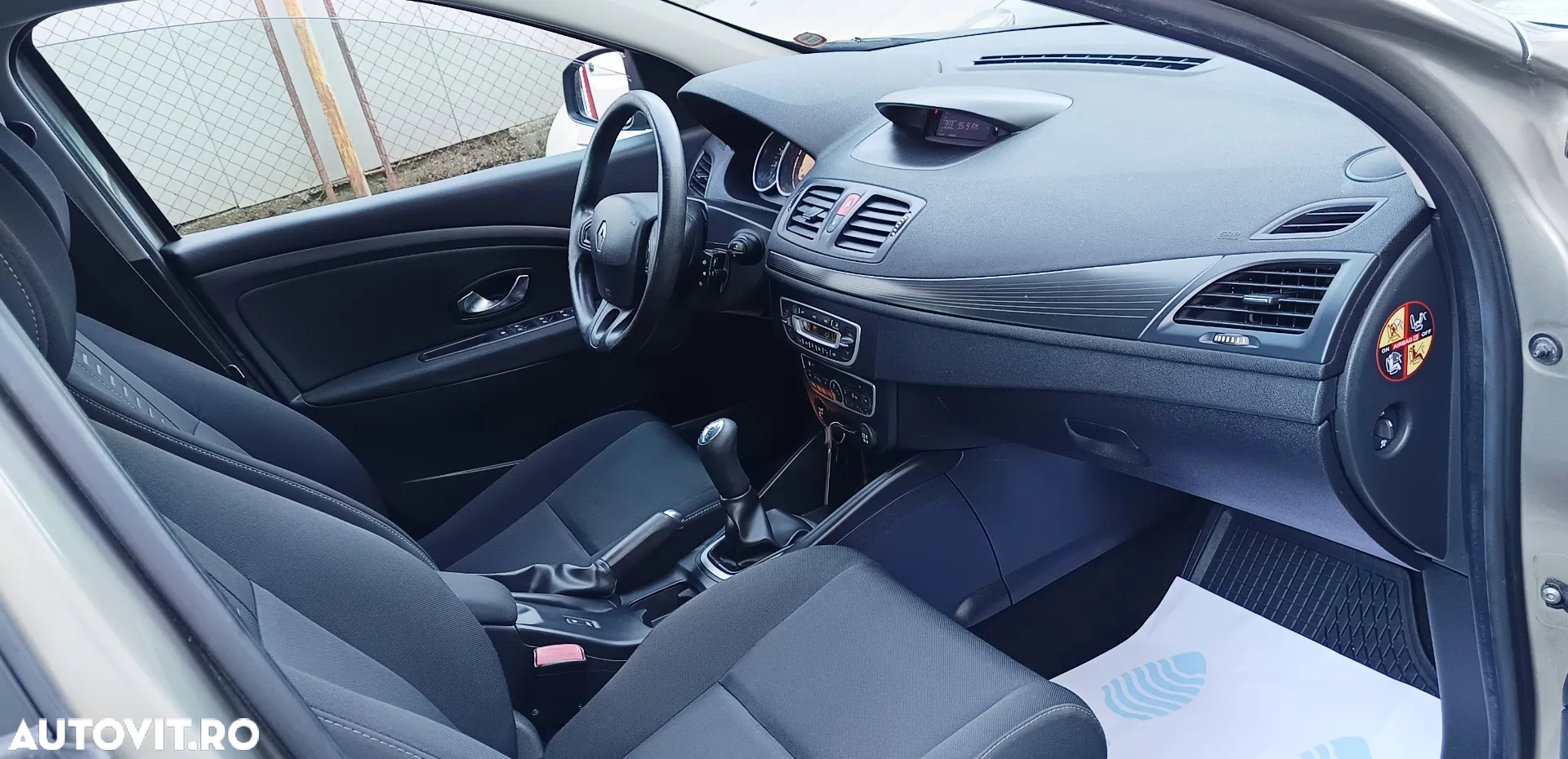 Renault Megane ENERGY dCi 90 EXPERIENCE - 24