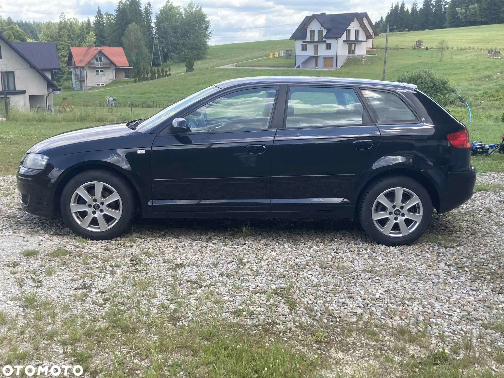 Audi A3 1.6 FSI Sportback Attraction - 4