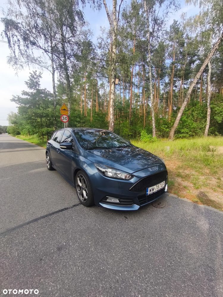 Ford Focus - 2