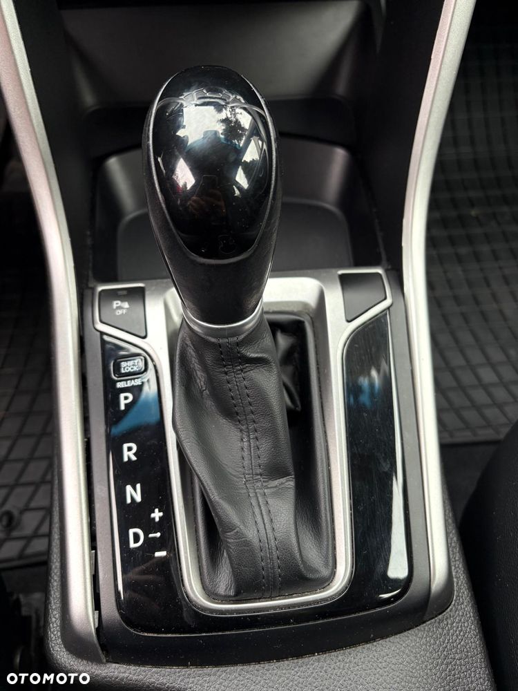 Hyundai i30 blue 1.6 CRDi DCT Trend - 5