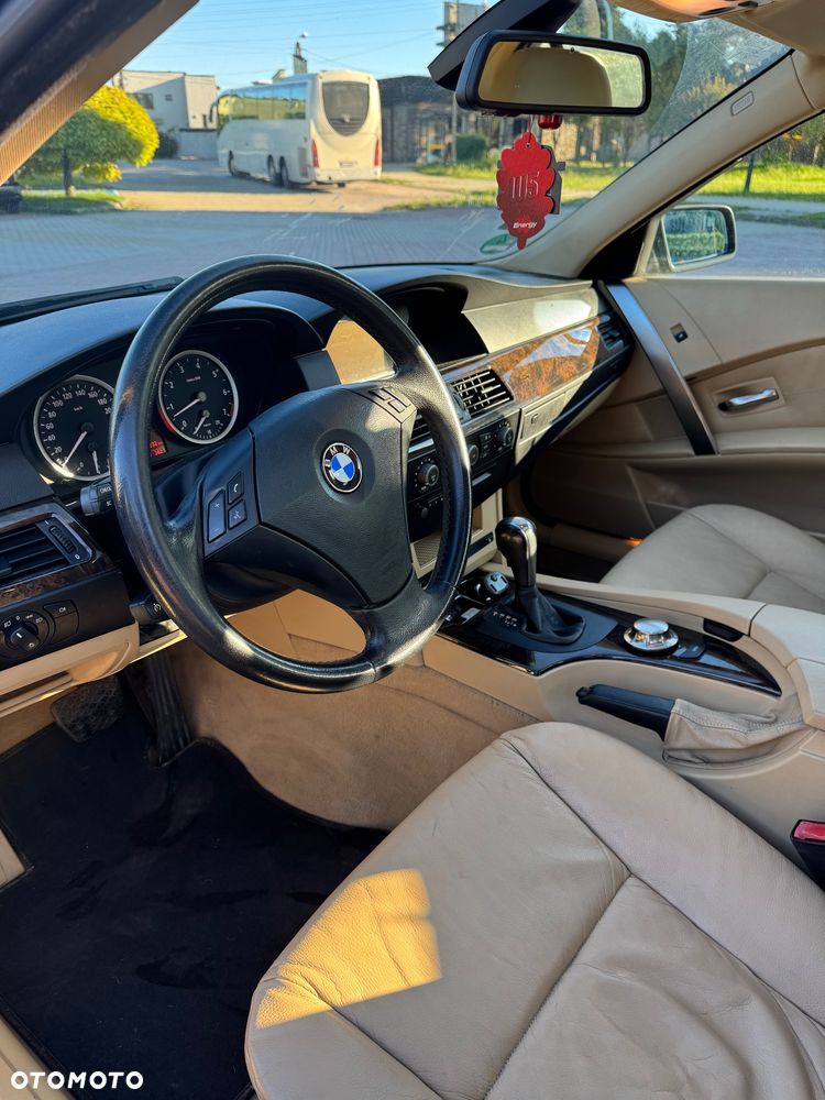 BMW Seria 5 2003 photo 5