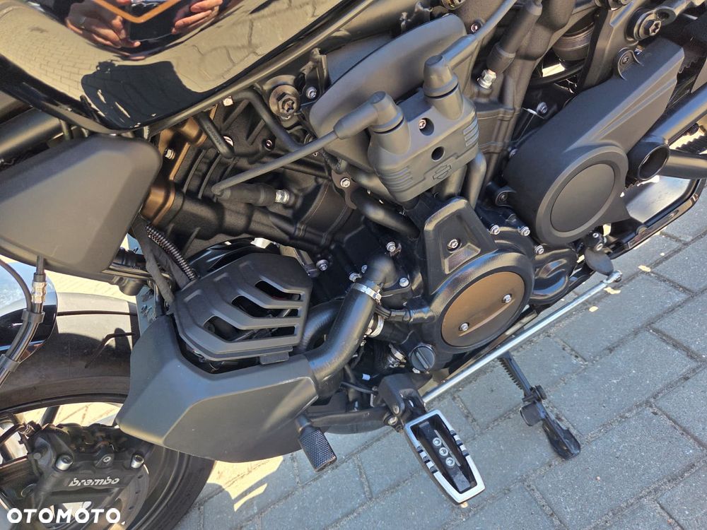 Harley-Davidson Sportster - 16
