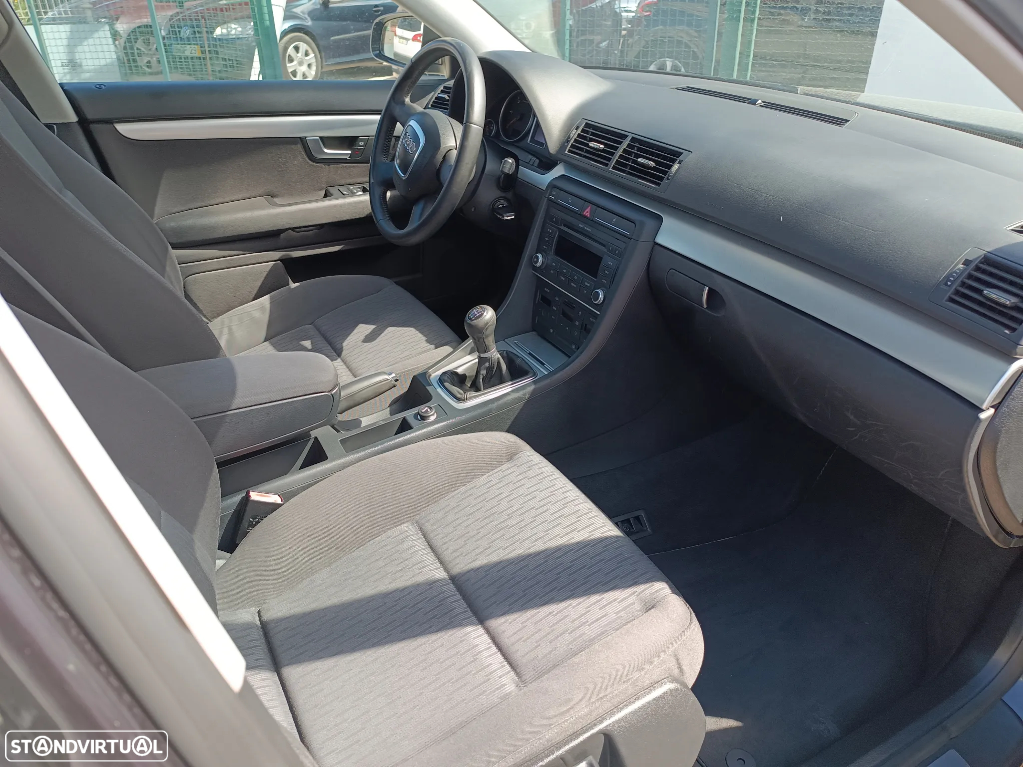 Audi A4 2.0 TDI exclusive - 21