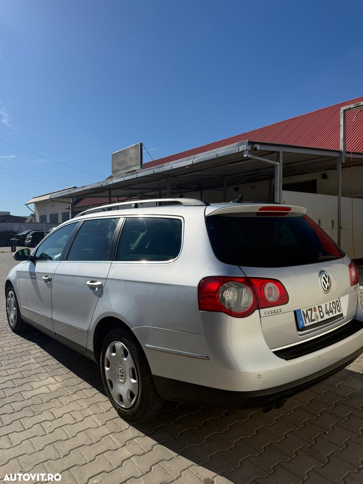 Volkswagen Passat Variant 2.0 TDI DPF DSG Comfortline - 4