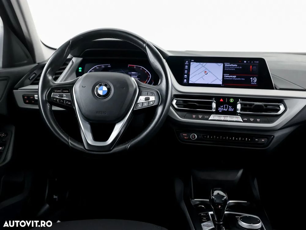 BMW Seria 1 118i Aut. Sport Line - 9