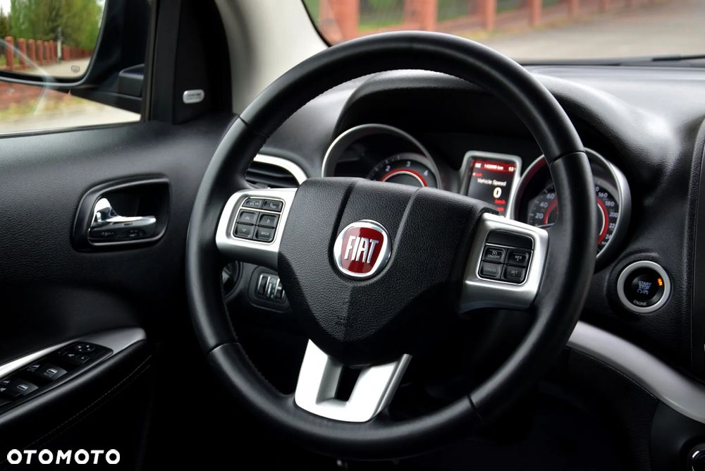 Fiat Freemont 2.0 Multijet Black Code AWD - 23