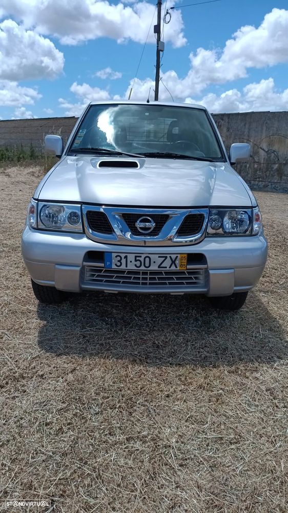 Nissan Terrano 3.0 TDi Luxury - 5