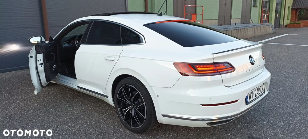 Volkswagen Arteon 2.0 TDI Bi-Turbo SCR 4Mot R-Line DSG - 13