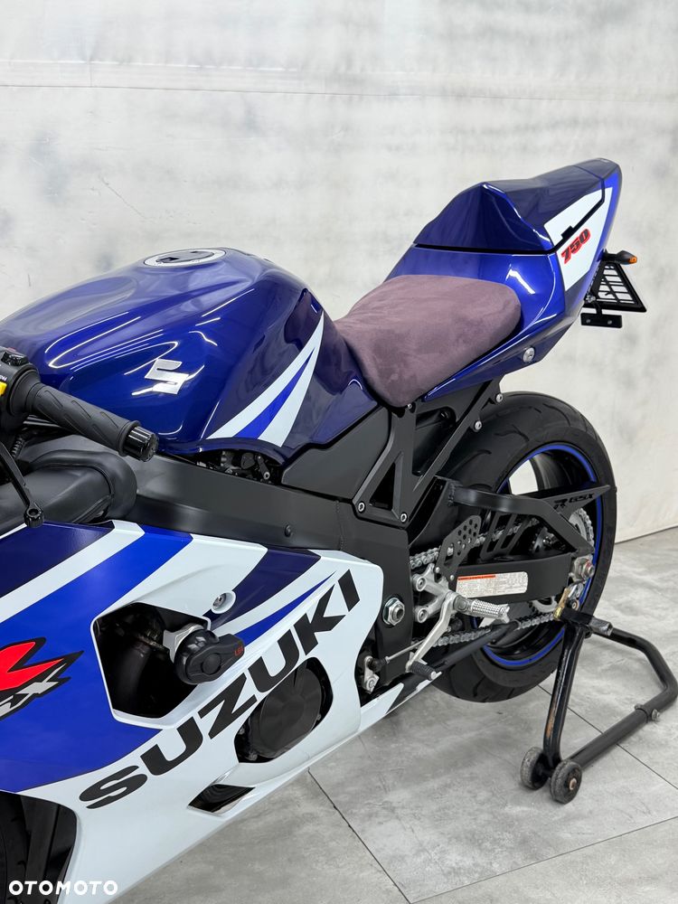 Suzuki GSX-R - 27