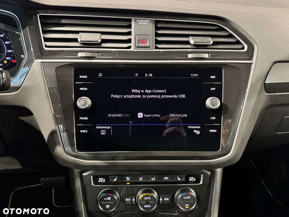 Volkswagen Tiguan - 29