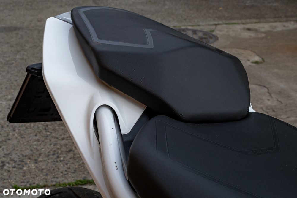 KTM Duke 390 - 10