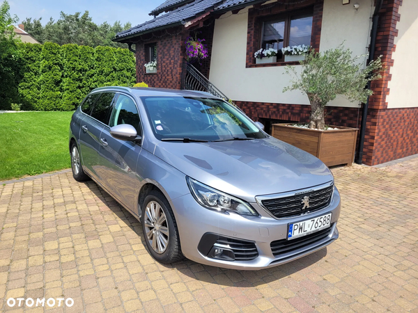 Peugeot 308 1.2 PureTech Active S&S EAT6