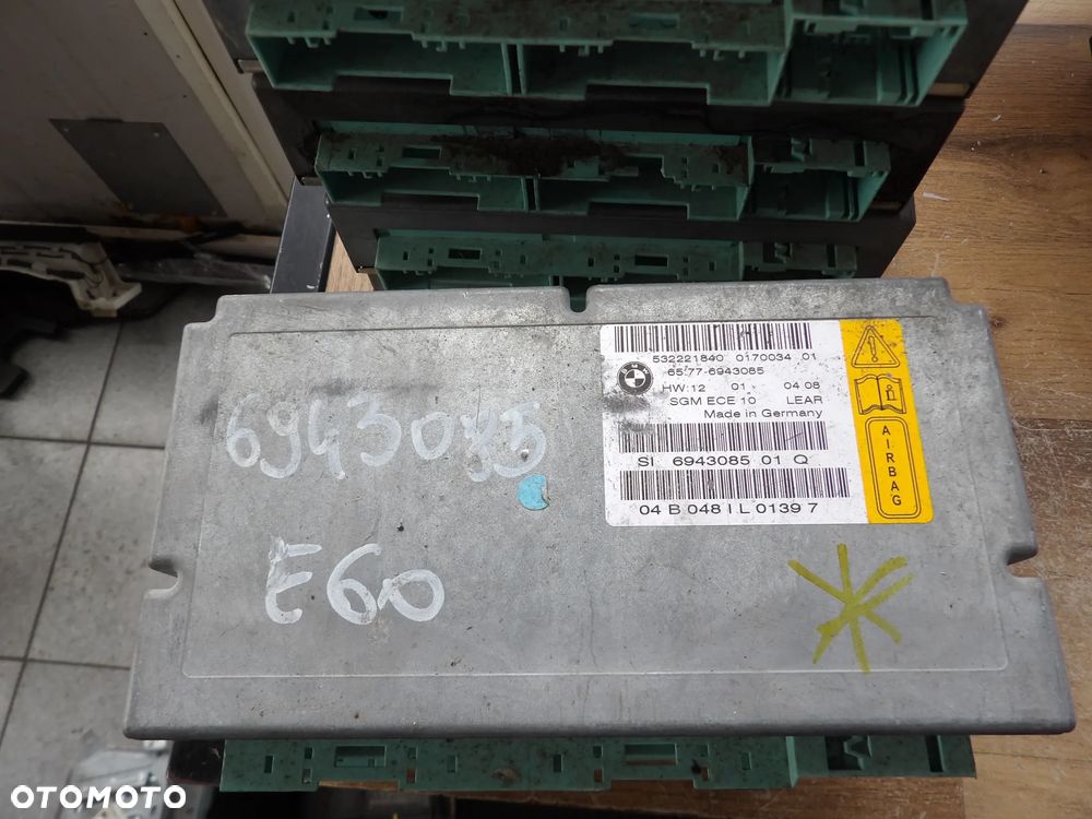 BMW - E60,E61 - MODUŁ , STEROWNIK PODUSZEK POWIETRZNYCH - AIRBAG - 6943085 - 1
