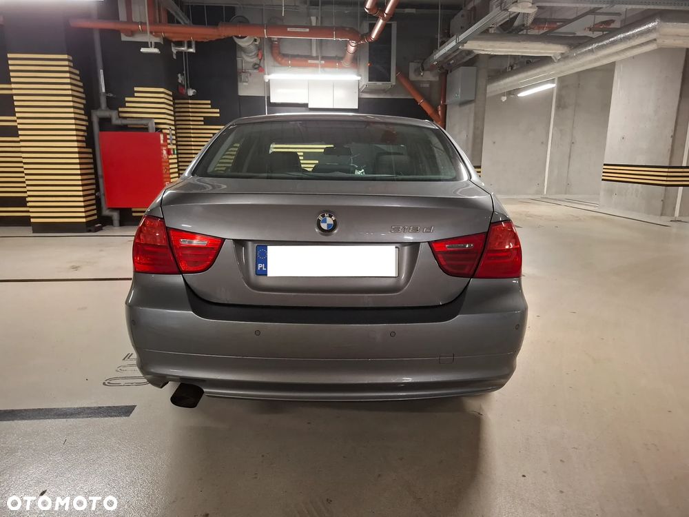 BMW Seria 3 318d DPF - 6